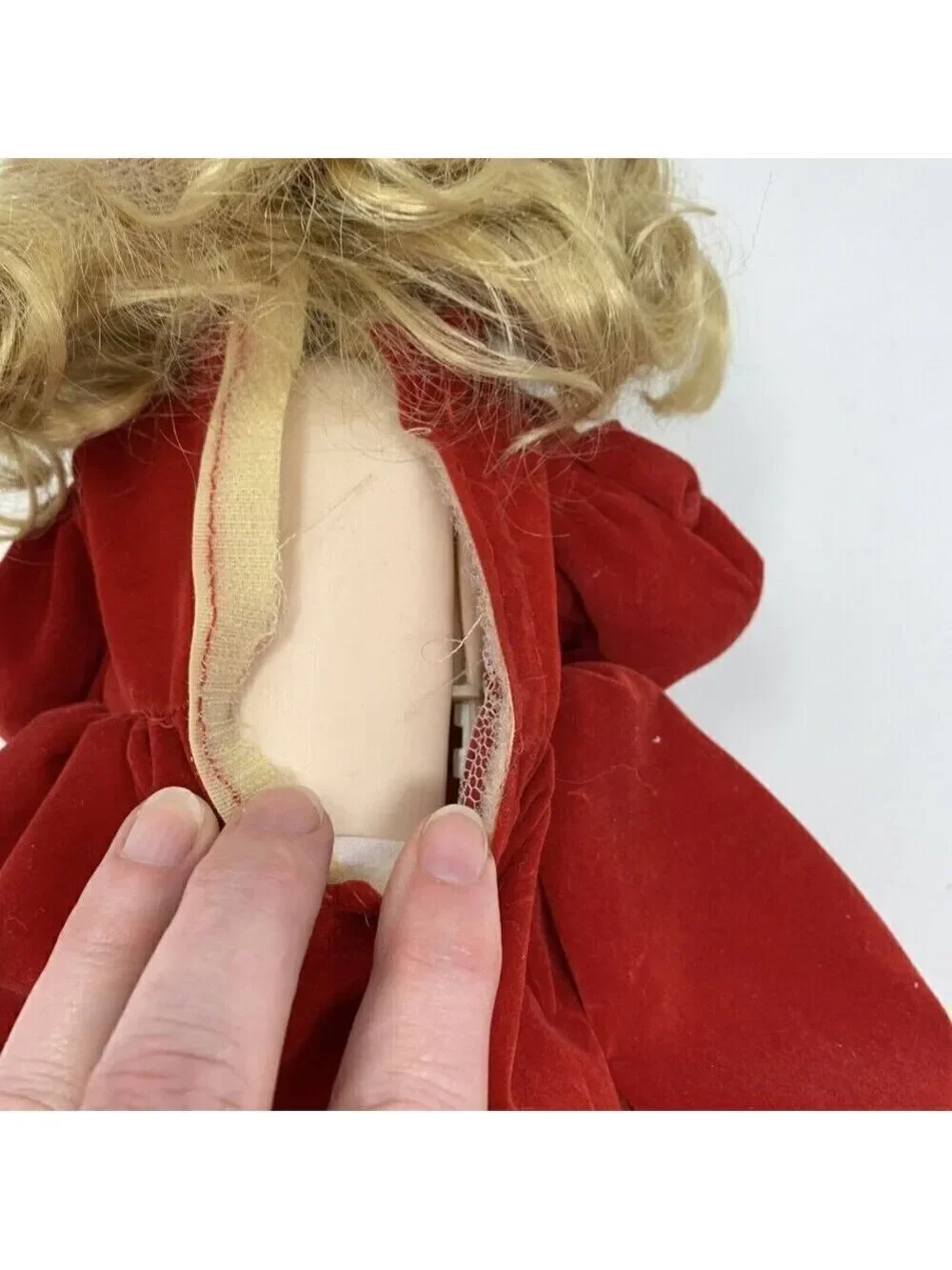 Vintage Blonde Christmas Caroler Doll READ Red Velvet White Faux Fur Holiday